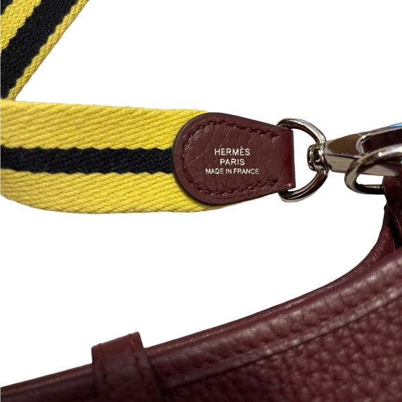 Hermes Mini Raisin Clemence Leather Evelyne Shoulder Bag - Picture 5 of 6